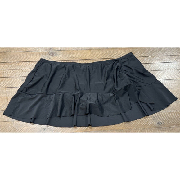 Time and Tru Women's Plus Size Black Ruffle Swimsuit Skirt - Size 2X (20W-22W) - Picture 1 of 9